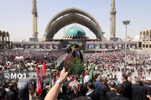 انقلاب ایران حد و مرزی ندارد