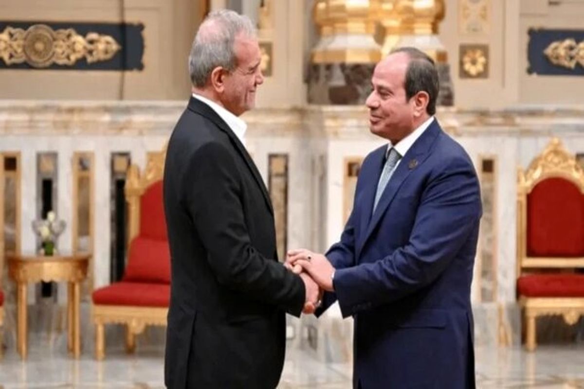 عبدالفتاح السیسی رئیس‌جمهور مصر و مسعود پزشکیان