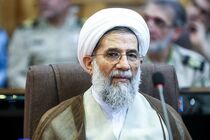 دشمن بدانند اگرتفکر شوم تجاوز به کشور ایران را داشته باشند زنده نخواهند ماند