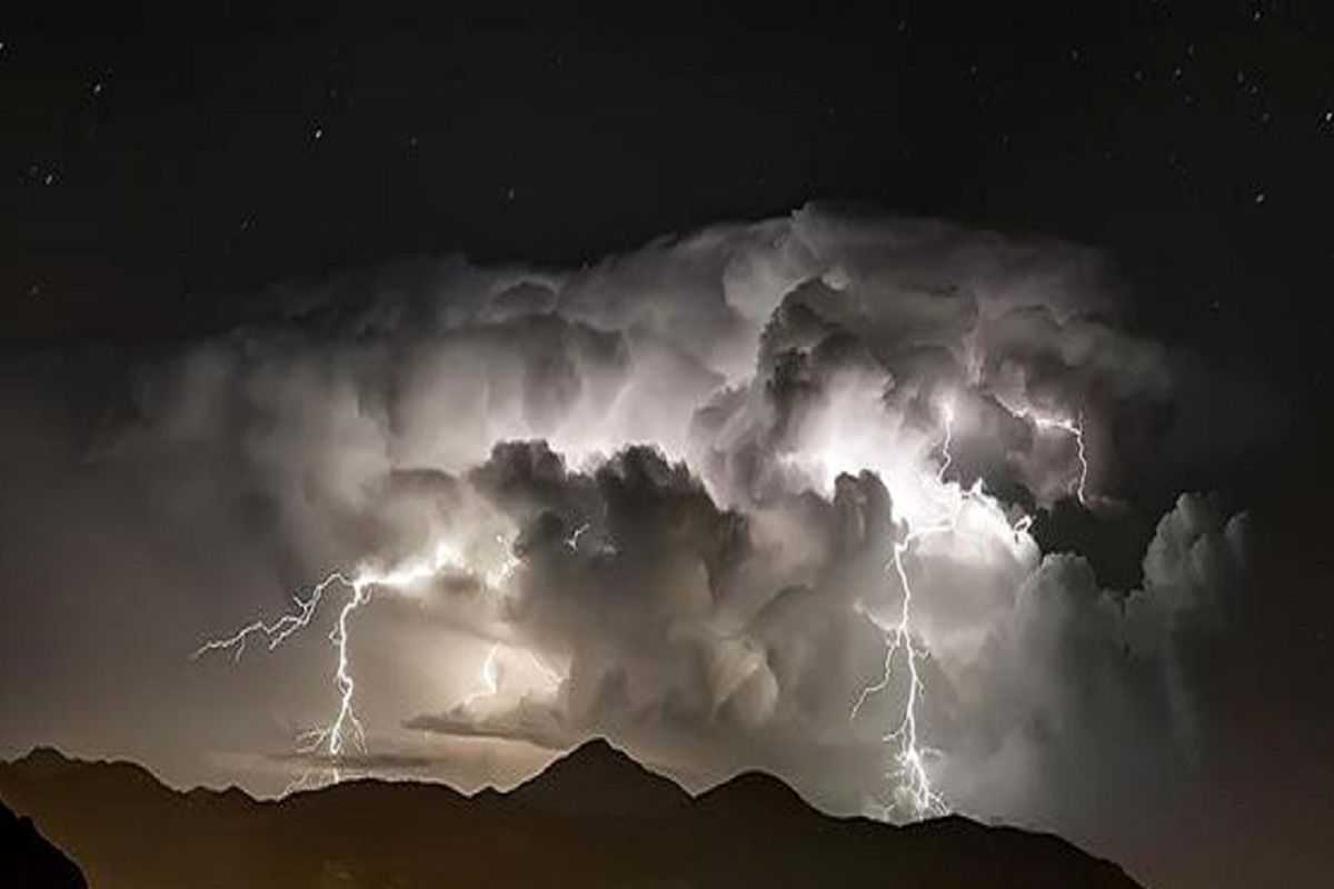 رعد-و-برق-باران در ارتفاعات هرمزگان 