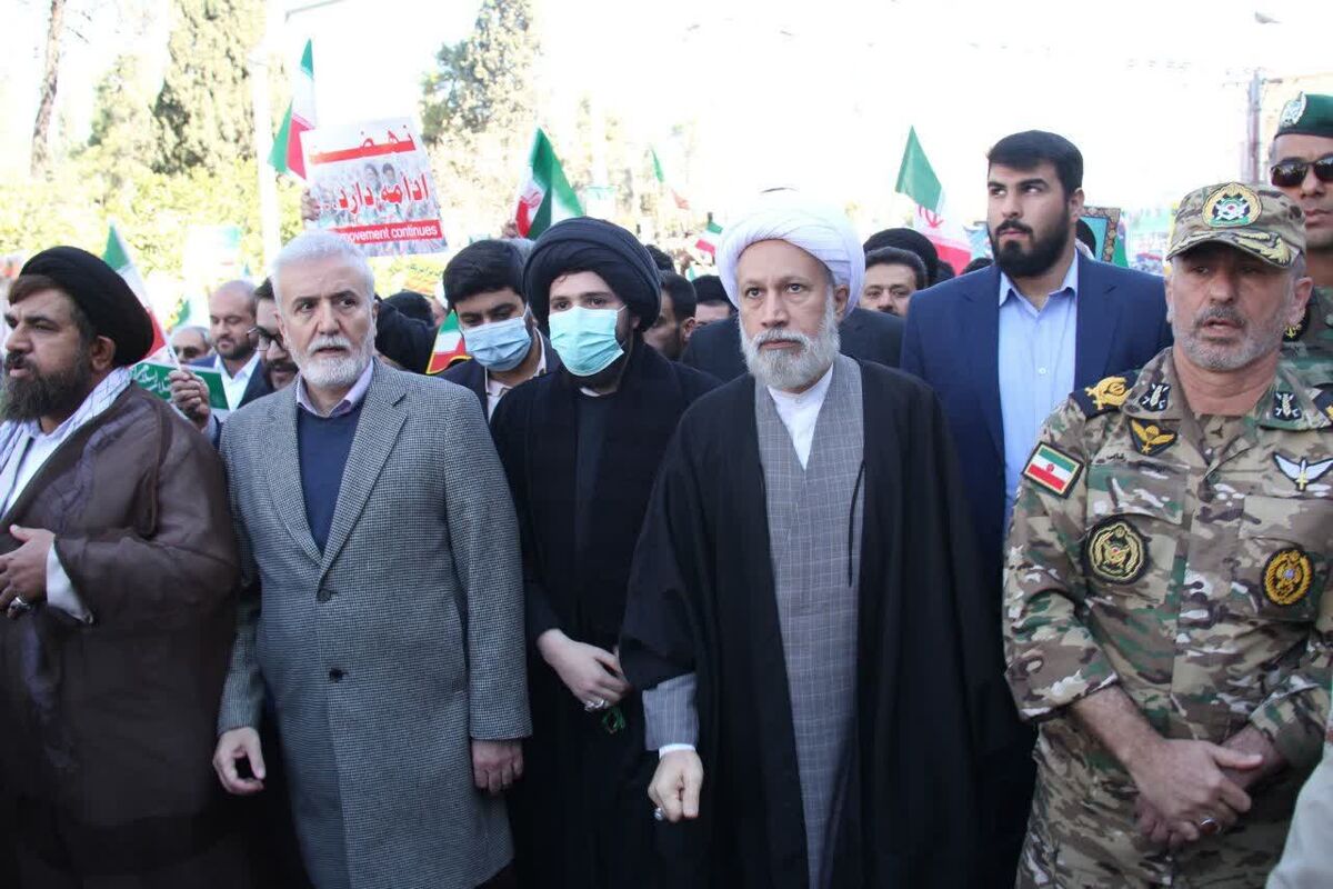 راهپیمایی ۲۲ بهمن شیراز