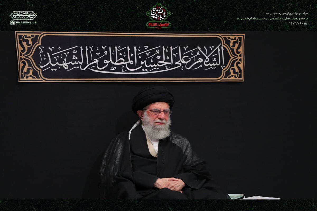 رهبر انقلاب