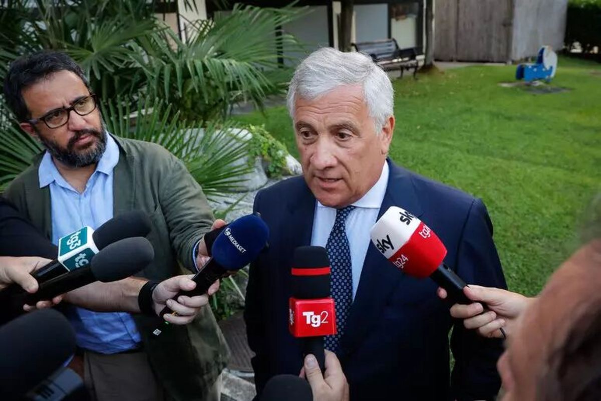 وزیر امور خارجه ایتالیا