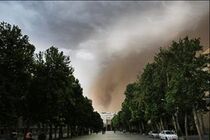 احتمال طوفان گاهی همراه با گردوخاک وجود دارد