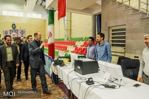 بازدید استاندار آذربایجان شرقی از مرکز ارتباطات مردمی دولت