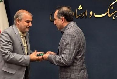 تجلیل از منتخبان پویش کتابخوانی غدیر