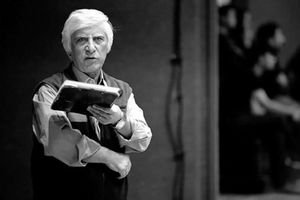 فجر پلاس و نمایشنامه‌ای از بهرام بیضایی