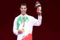 عزیزی اقدم صاحب نشان طلا شد