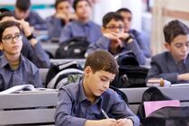 لباس فرم، قَبای کهنه آموزش و پرورش بر تن دانش آموزان!/مدارس مجاز به اجبار خانواده‌ها برای تهیه لباس فرم جدید نیستند