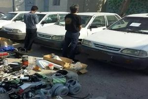 دستبند پلیس بر دست سارقان خودرو در کاشان