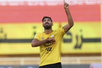 مغانلو به پرسپولیس نیامد و در اتحاد کلباء ماندنی شد