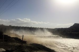 مردم از تجمع در حاشیه رودخانه های پایین دست سد استقلال میناب پرهیز کنند