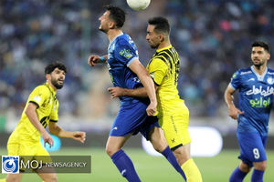 نتیجه بازی فوتبال استقلال و نفت مسجد سلیمان/ استقلالی ها بدون شکست قهرمان لیگ برتر شدند