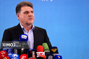 دوربین خبرنگاران تنها سلاح مقابله با جنایات جانیان بشری است