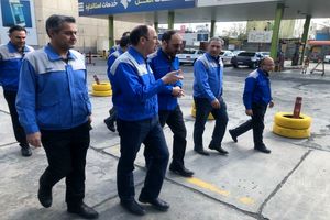 بازدید عضو هیات‌مدیره ایران‌خودرو و مدیرعامل ایساکو از تعمیرگاه‌های مرکزی ایران‌خودرو