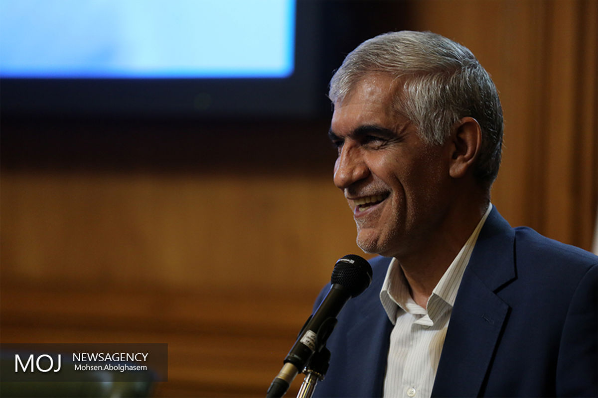 هشتاد و یکمین جلسه شورای شهر با حضور شهردار تهران