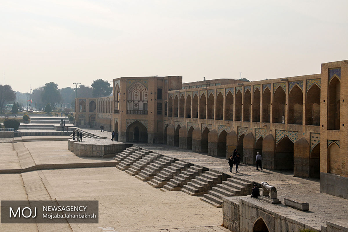 هوای اصفهان در مرز بحران