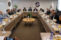 اولین نشست رفع موانع سرمایه گذاری جزیره کیش درسال جهش تولید با مشارکت مردم