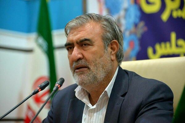 دشمن در مقابل اقتدار مردمی راهی جز عقب‌نشینی ندارد