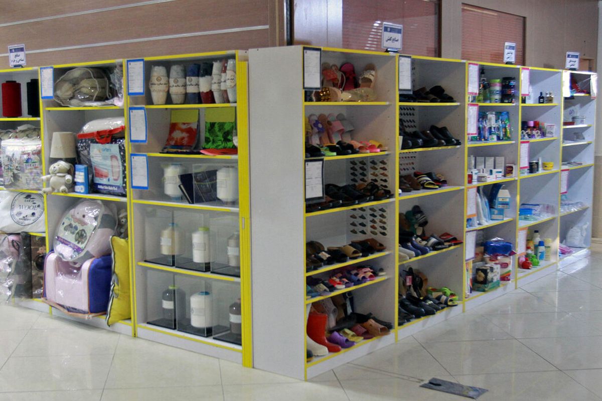 نمایشگاه ویترینی قم