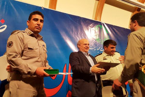 عیسی کلانتری از محیط‌بانان نمونه لرستان تقدیر کرد