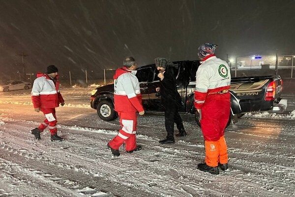 هلال احمر به بیش از ۲۰۰۰ نفر به دلیل شرایط جوی نامساعد امدادرسانی کرد