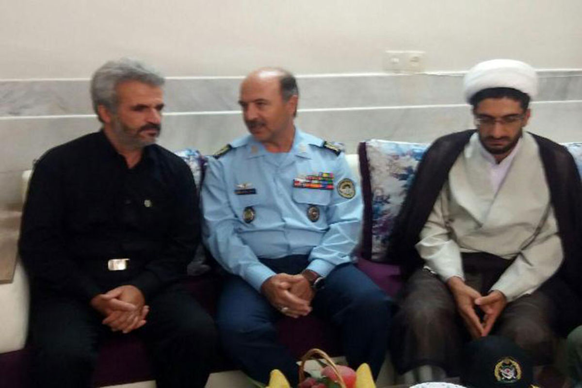 دیدار با خانواده شهید حججی