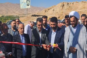 افتتاح چهار پروژه چمن مصنوعی در بخش لاران