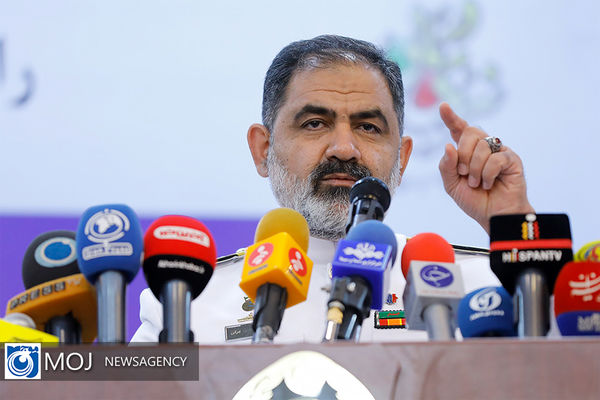 دریادار ایرانی بر آمادگی کامل نیروهای مسلح برای حراست از کیان کشور تاکید کرد