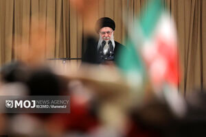 دیدار مردم قم با رهبر انقلاب اسلامی
