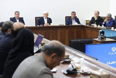 ایران در عرصه بین‌الملل قانون‌گراست اما از حقوق خود کوتاه نمی‌آید