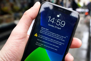 امروز چه پیامی روی تلفن همراه شامل مناطق رزمایش پدافند غیرعامل ظاهر می‌شود؟ + فیلم