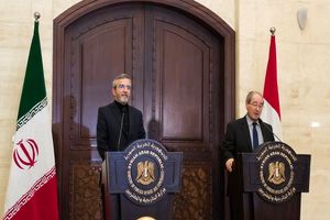 جمهوری اسلامی برای مبارزه با بی‌ثباتی در منطقه و کمک به توسعه سوریه باقی می‌ماند