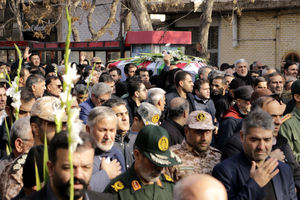 وداع مردم تبریز با استاندار فقید آذربایجان شرقی + تصاویر