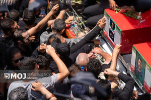 کرمانشاه، دومین استان شهیدپرور کشور/ مراسم تاریخی تشییع شهدای حملات رژیم صهیونیستی برگزار شد