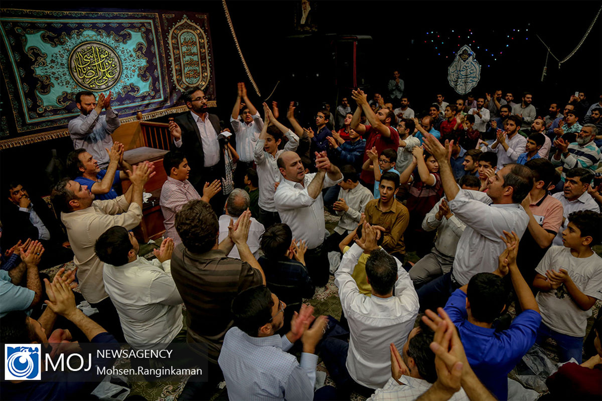 جشن ولادت امام رضا (ع) در هیئت عشاق الحسین (ع)