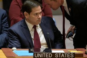 گروه‌های مقاومت عراق خلع سلاح شوند