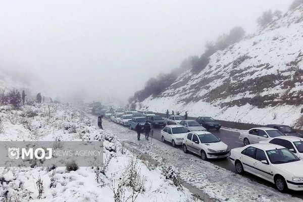 برف و باران از نیمه غربی کشور وارد کشور می‌شود