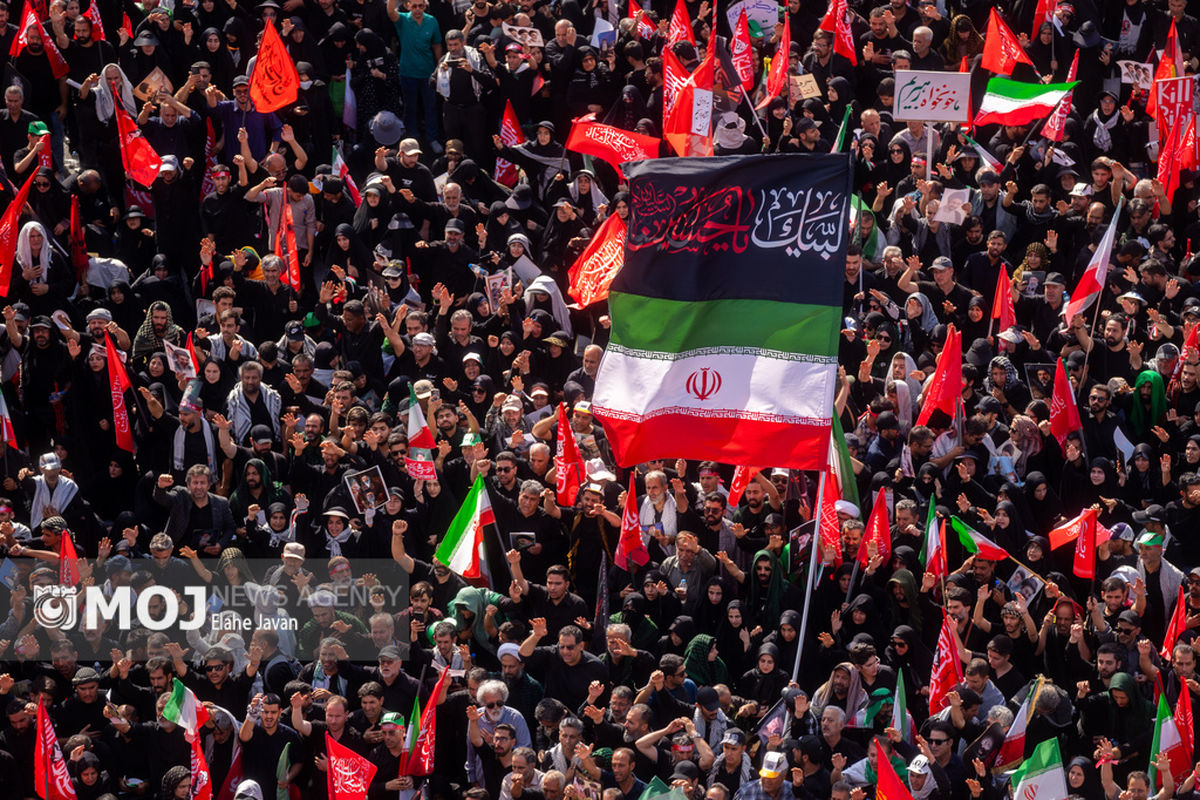 مراسم تشییع پیکر مطهر رهبر شهید انقلاب در تهران