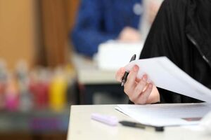 برگزاری آزمون بزرگ استخدامی آموزش و پرورش کرمانشاه با رقابت بیش از ۱۷ هزار داوطلب