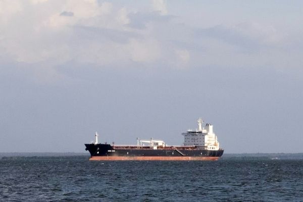 یکی از نفتکش های توقیف شده توسط آمریکا به ونزوئلا باز می گردد