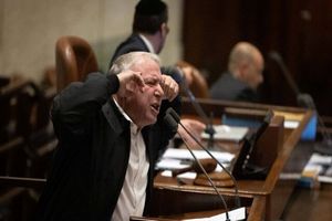 توافق رئیس جمهور آمریکا با حوثی‌ها مایه نگرانی ما است