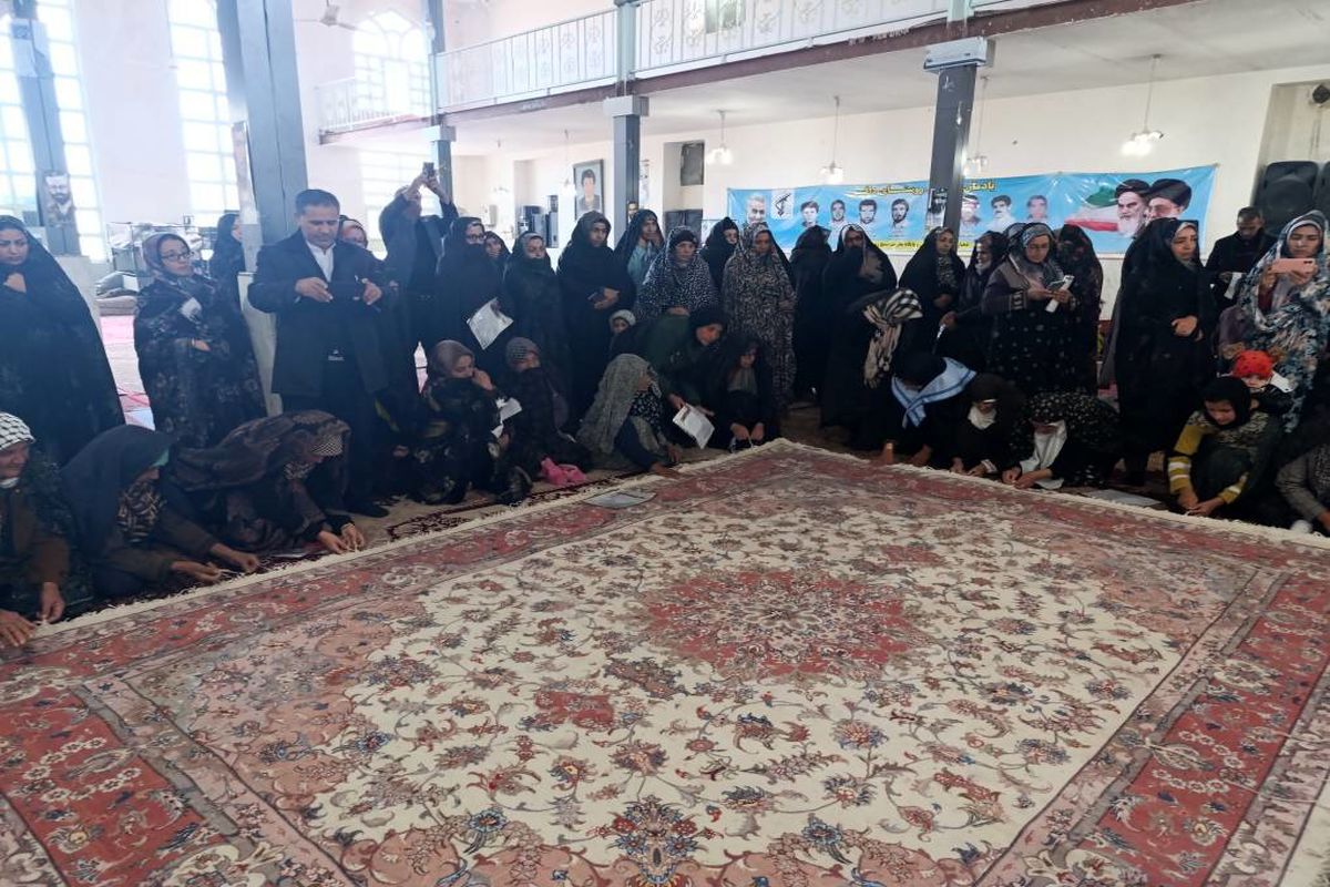 اهدای قالی به حرم امام حسین(ع)