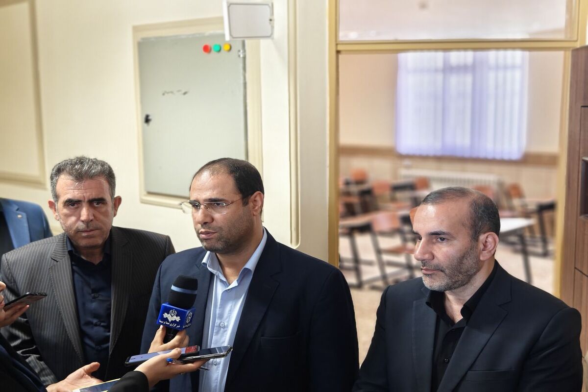 وزیر آموزش و پرورش