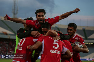 دیدار تیم های فوتبال پرسپولیس و سایپا