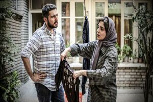 هفت و نیم یک هفته دیرتر اکران می شود