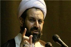 با حضور شهدا راه و مسیر انقلاب گم نمی‎شود