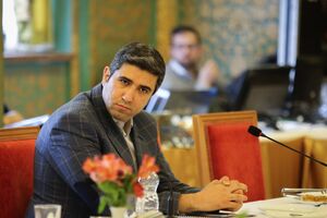 حضور  دوچرخه سواران آشنا به حوزه گردشگری در محورهای تاریخی اصفهان در ایام نوروز