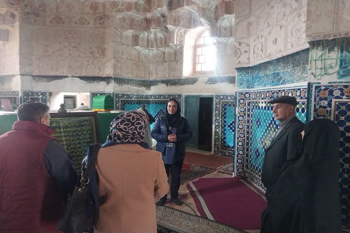 راهنمای گردشگری