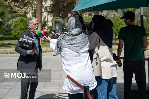 مشکلات تأمین کاغذ نشریات هفته آینده رفع می‌شود